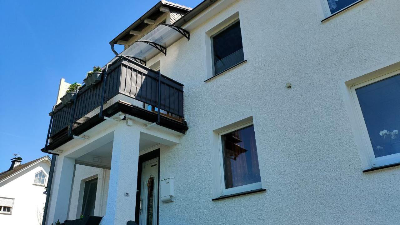 Modernes 3-Zimmer Loft Mit Balkon Hennesee 5 Min Эслоэ Экстерьер фото